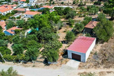 O seu cantinho no campo: casa de aldeia com quintinha