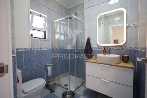 Moradia t3 com anexos