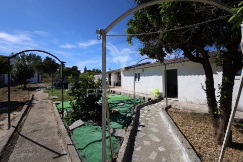 Moradia t3 com anexos