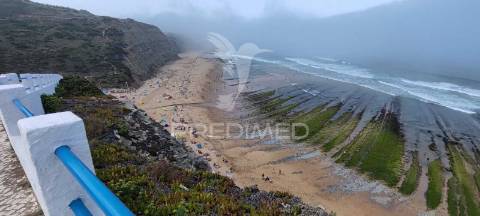 T1 magoito com varanda e parqueamento