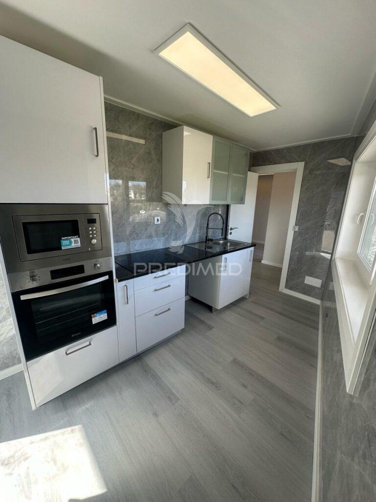 Apartamento t3 com lugar de garagem em ermesinde