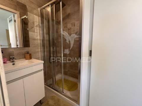 Moradia t7 com piscina e garagem na lagoa de albufeira