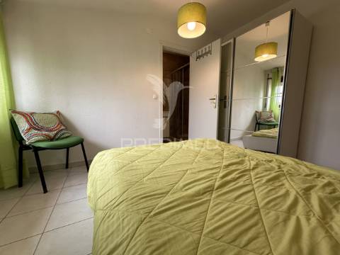 Moradia t7 com piscina e garagem na lagoa de albufeira