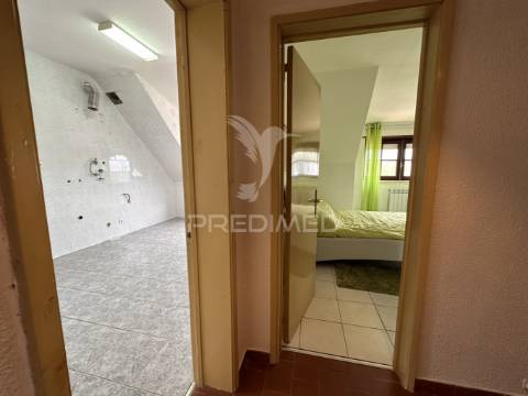 Moradia t7 com piscina e garagem na lagoa de albufeira