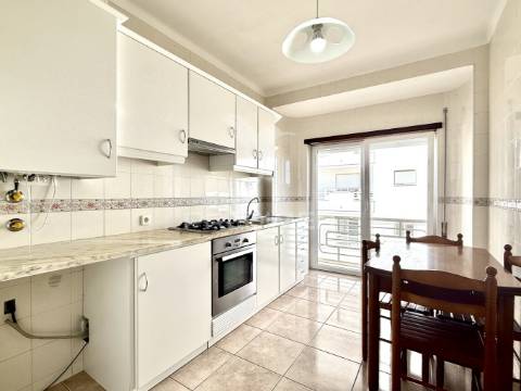 Apartamento t1, c/ garagem, fátima