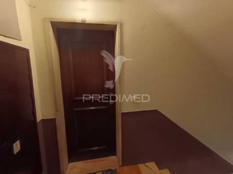 Apartamento t3 em santo onofre – elvas | excelente estado e ótima luminosidade