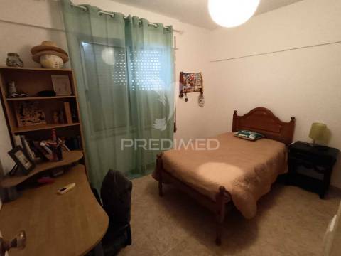 Apartamento t3 em santo onofre – elvas | excelente estado e ótima luminosidade