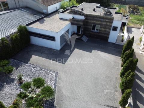 Magnífica moradia t3+1 – prestígio e tranquilidade nos arredores de leiria