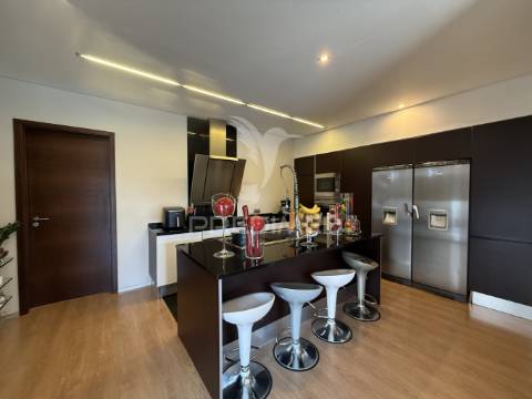 Magnífica moradia t3+1 – prestígio e tranquilidade nos arredores de leiria