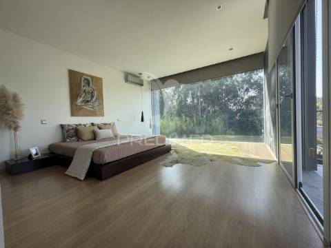 Magnífica moradia t3+1 – prestígio e tranquilidade nos arredores de leiria