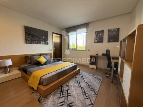 Magnífica moradia t3+1 – prestígio e tranquilidade nos arredores de leiria