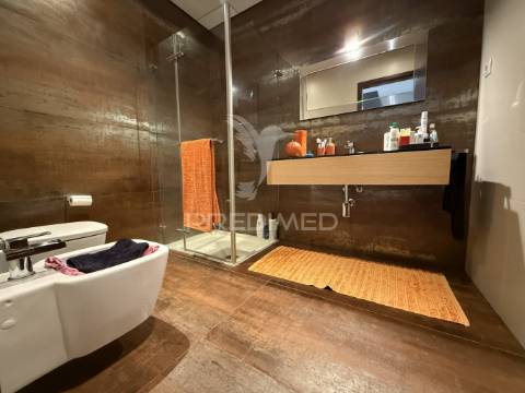 Magnífica moradia t3+1 – prestígio e tranquilidade nos arredores de leiria