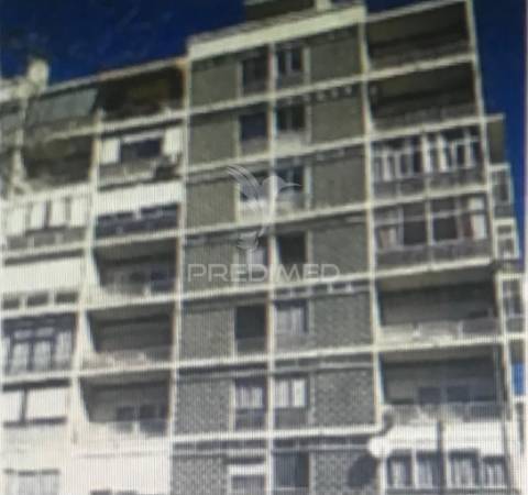 Apartamento t3 - benfica