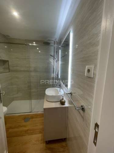 Apartamento t3 mobilado , no centro de v.n.gaia, junto ao metro