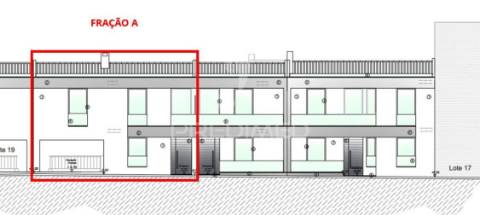 Terreno com projeto para a construção de 3 moradias em castro verde