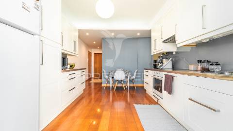 Apartamento duplex t2+2 – o charme clássico encontrou o conforto contemporâneo