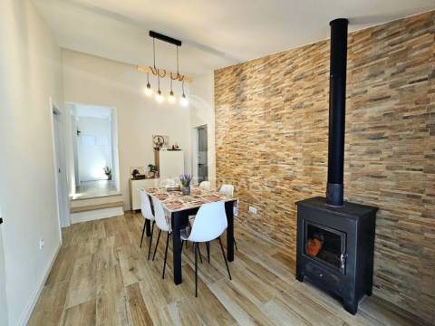 Moradia térrea totalmente renovada no penedo gordo, beja.