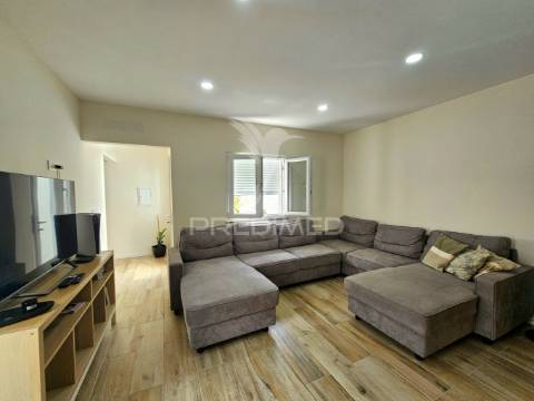 Moradia térrea totalmente renovada no penedo gordo, beja.