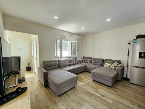 Moradia térrea totalmente renovada no penedo gordo, beja.