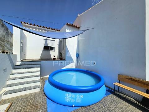 Moradia térrea totalmente renovada no penedo gordo, beja.