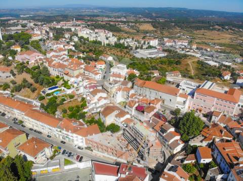Apartamento em construção tipologia t3 duplex em condomínio fechado