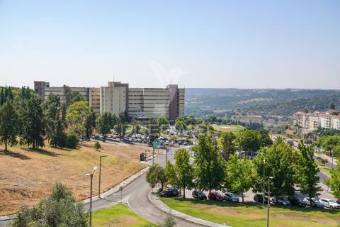Apartamento em construção tipologia t3 duplex em condomínio fechado