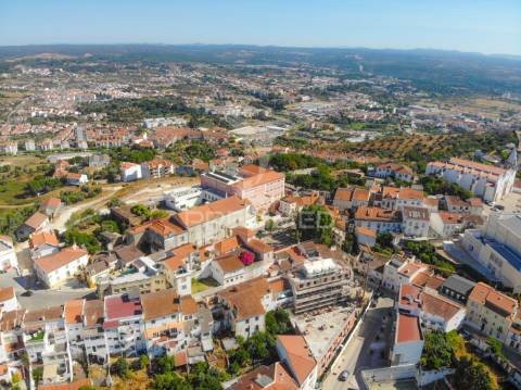 Apartamento em construção tipologia t3 em condomínio fechado