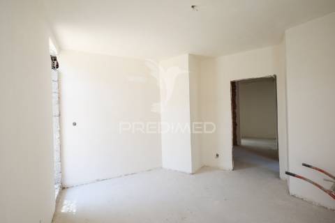 Apartamento t3 de luxo em construção, condomínio fechado pátio marquês, centro de abrantes.