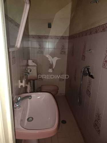 Moradia dividida em duas frações em vila boim, elvas – investimento e conforto