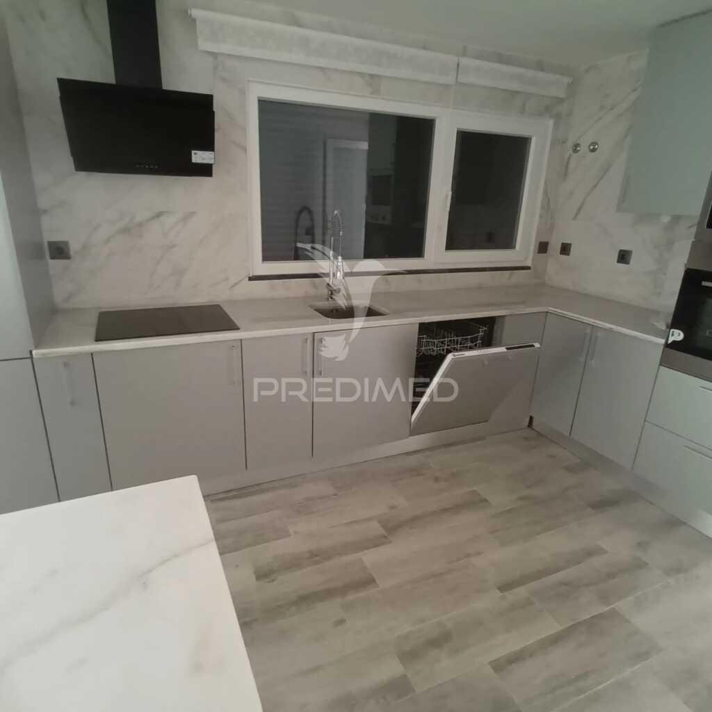 Moradia geminada t3 com piscina  fernão ferro