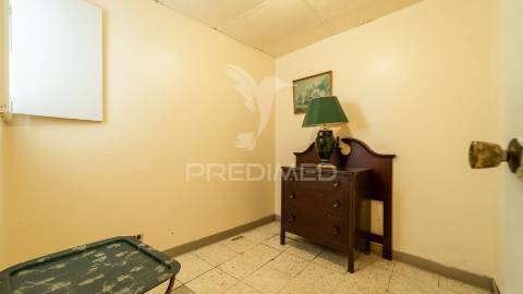 Moradia com ampla área