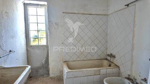 Moradia em vale de santiago, odemira