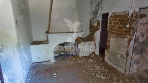 Moradia em vale de santiago, odemira