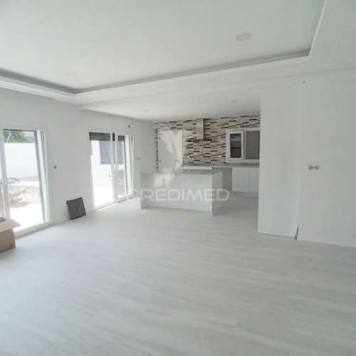 Moradia isolada t3 +1 térrea  fernão ferro