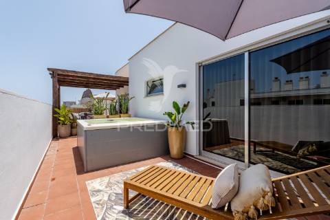 Penthouse de luxo à venda na praia da rocha