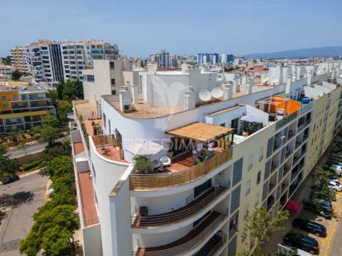 Penthouse de luxo à venda na praia da rocha