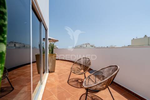 Penthouse de luxo à venda na praia da rocha