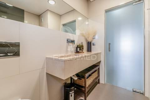 Penthouse de luxo à venda na praia da rocha