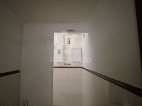 Oportunidade de negócio: espaço comercial no coração de olhão