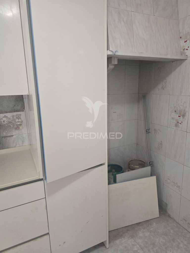 Moradia t3 renovada em mem martins