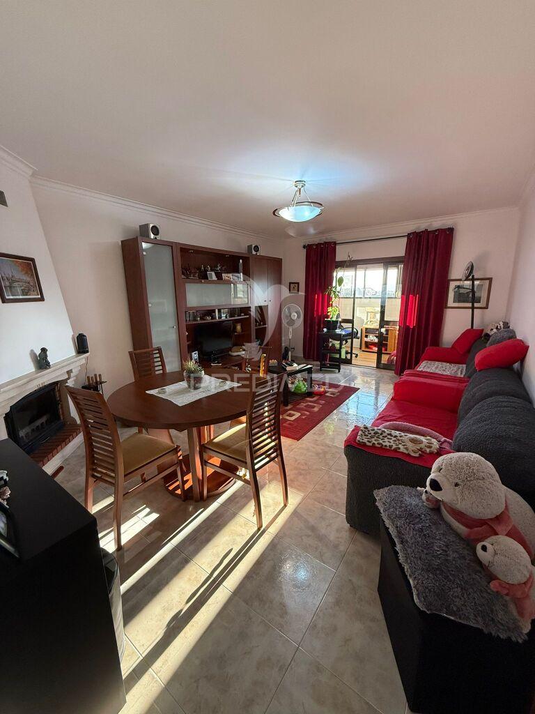 Excelente apartamento t2 c/garagem, agualva cacém