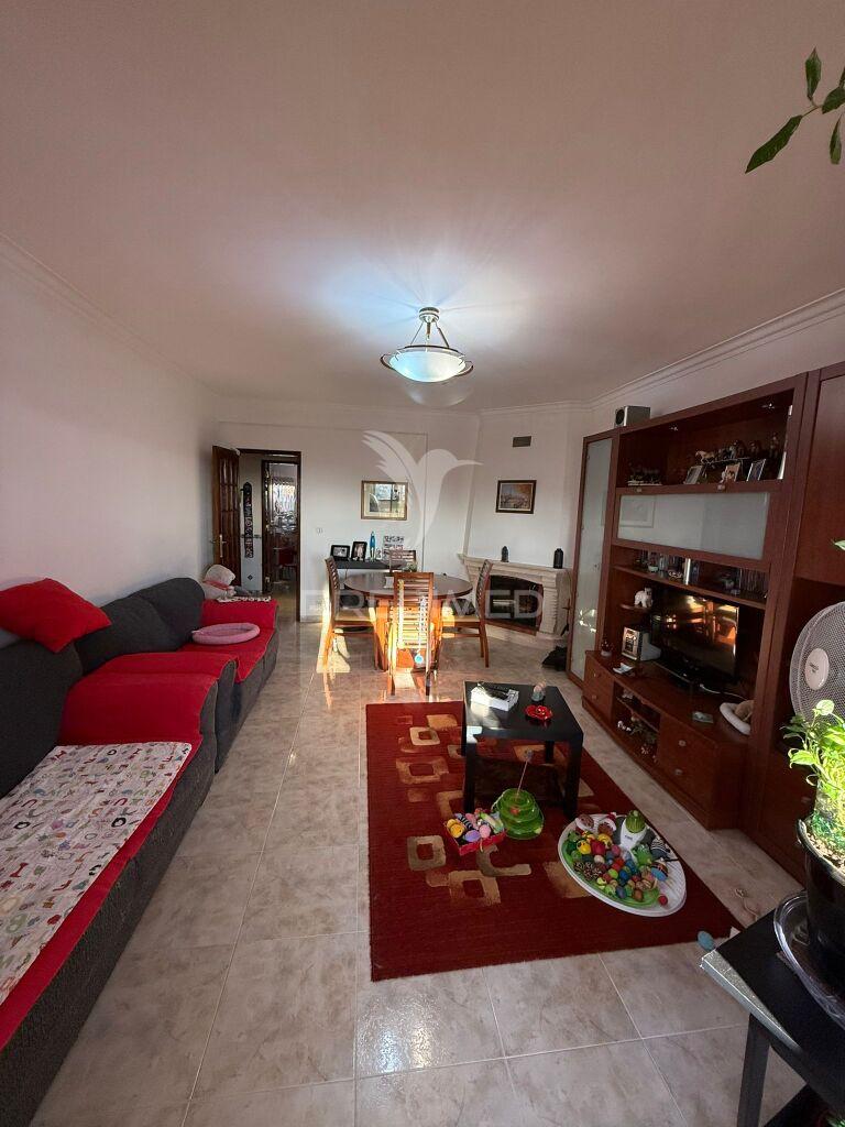 Excelente apartamento t2 c/garagem, agualva cacém