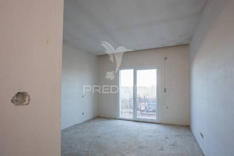 Moradia isolada t4 quinta do anjo