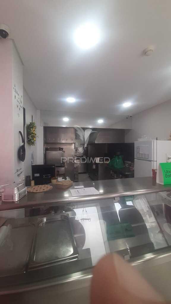 »»»» trespasse de take-away / restauração «««« ( loja de 40,15m2 e garagem nas traseiras de 24,70m2 ) localização: são simão - brejos de azeitão - setúbal