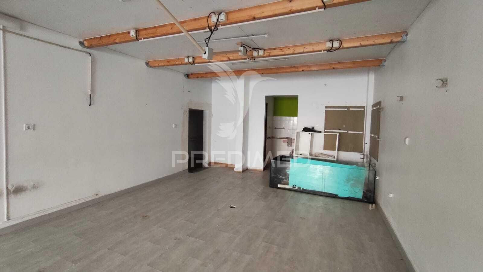 Espaço comercial para venda, loures