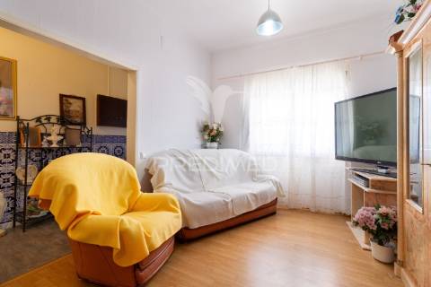 Moradia independente t2+2 afonsoeiro – montijo