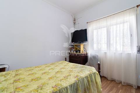 Moradia independente t2+2 afonsoeiro – montijo