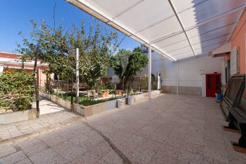 Moradia independente t2+2 afonsoeiro – montijo