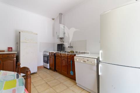 Moradia independente t2+2 afonsoeiro – montijo