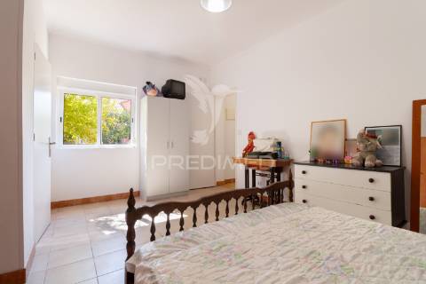 Moradia independente t2+2 afonsoeiro – montijo